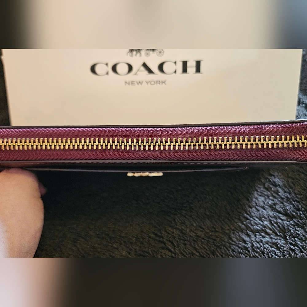 Coach Accordion Zip Wallet - Picture 3 of 8